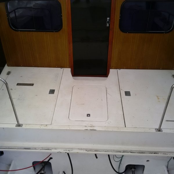 cockpit19.jpg